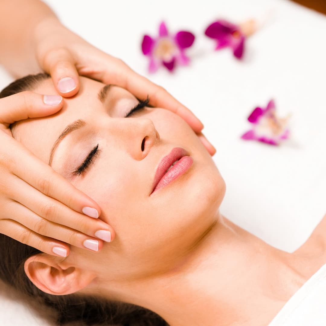 Massage mang lại nhiều lợi ích đối với sức khỏe và sắc đẹp